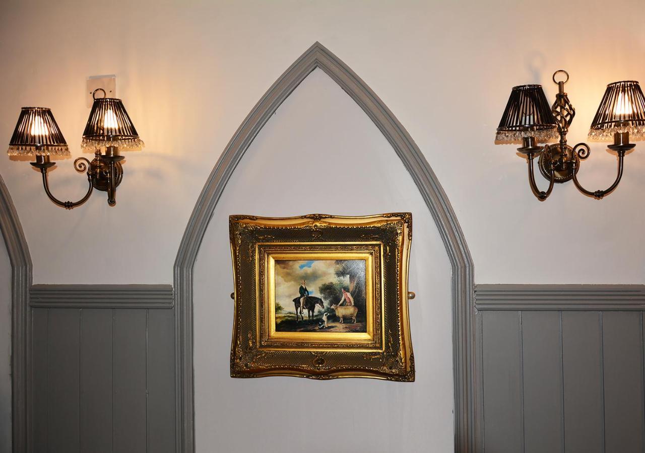 The Bell Shifnal Hotel Kültér fotó